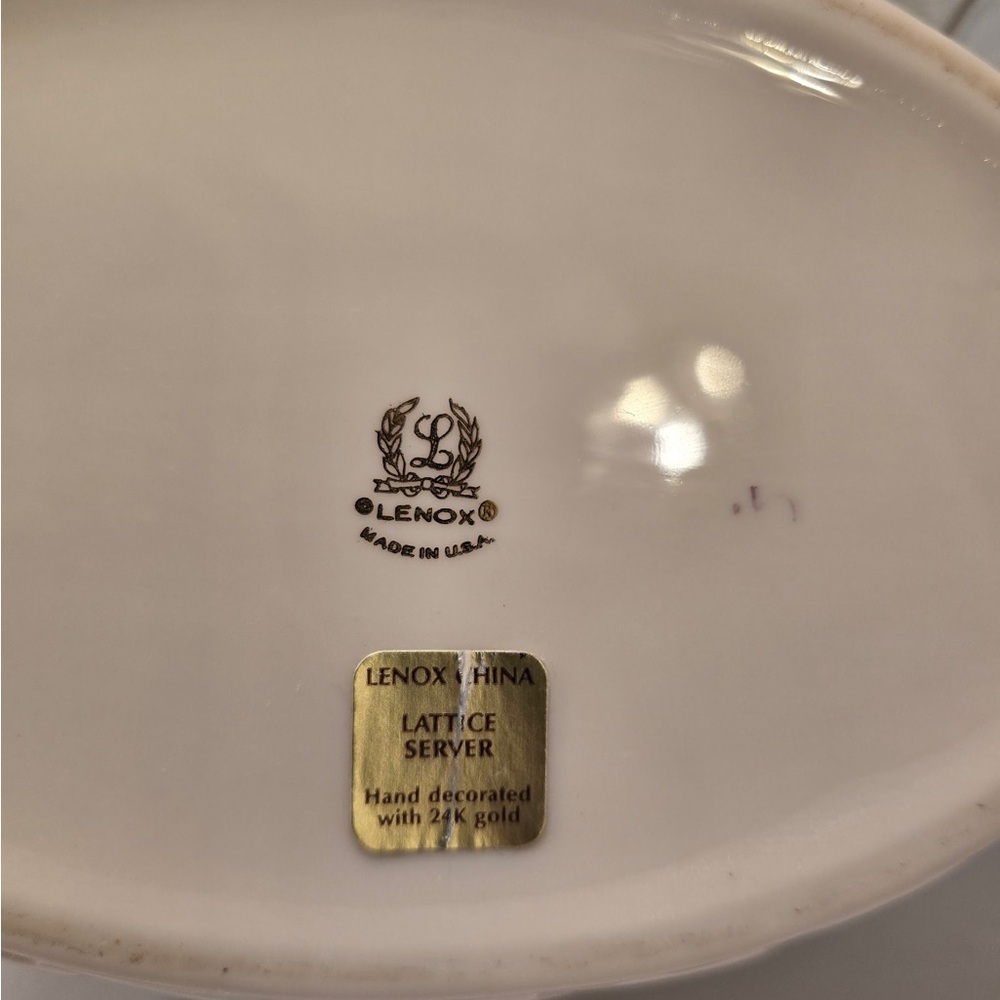 Lenox Ivory Basket Weave Lattice Oval Serving Dish 24k Gold Rim 8 Inches Long - Picture 4 of 4